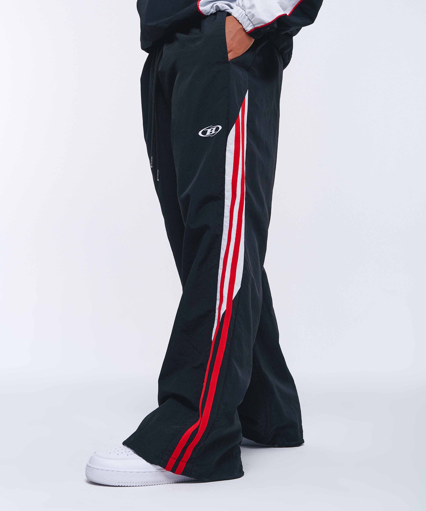 NYLON TRACK LINE WIDE PANTS [BLACK]
